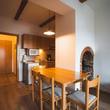 Apartamento Jurica 86 *